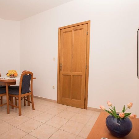 Villa Ivka Tučepi Eksteriør bilde